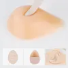 À TriangulartearDrop Shape Silicone Mreast Formes Couleur de la peau 150700gpc pour le post Opération Femmes Balance corporel6428437