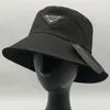 2021 nouveau style unisexe style de luxe godet de luxe chapeau dames de mode de style de mode chapeau de bassin Nylon soleil noir voyage extérieur