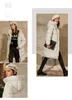 단순한 90 화이트 오리 다운스 칼라 모자 여성 2021 큰 따뜻한 긴 코트 고품질 도매 대형 무거운 다운 재킷 하나