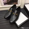 A1 Mocassin Homme de Luxe Loafers för män Läder Casual Skor Slip på Moccasins Bilkörning Skor Andas Male Footwear Svart 33