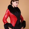新しい冬の女性コートフェイクフォックスファーカラーショートコートPUレザーメスジャケットエレガントなオートバイジッパーアウターウェア