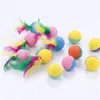 Jouets de chaton de chat de compagnie jouant des jouets balles de latex de mousse avec plume 4980 Q2