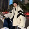 Krótka wyściełana kurtka dla mężczyzn kobiet koreański luźne grube jagnięce szwy wełny pikowany płaszcz miłośnicy zimowej wysokiej ulicy varsity 211214