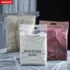 100x sac à provisions en plastique transparent imprimé personnalisé avec poignée sac de chemise à fermeture éclair transparente pour sacs d'emballage cadeau de vêtements H1231