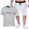 Mens Designer Tracksuits Summer Beach Fashion Seaside Holiday T Shirts and Shorts Set Mans Clothing Luxury Designers Sporti257G