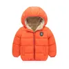 冬の子供のフード付きジャケット男の子の女の子が茂った暖かいアウターファッションの赤ちゃん男の子のジッパーコットンベルベットのためのコート211204