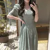 Korejpaa Kadınlar Elbise Yaz Kore Chic Mizaç Zarif V Yaka Plise Tasarım Dantel-up Bel Kabarcık Kol Şifon Vestido 210526