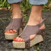 Yaz Kadın Sandalet Artı Boyutu Bayanlar Moda Açık Toe Comfort Plaj Rahat Düz Renk Takozlar Yumuşak