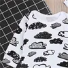 2018年秋生まれたばかりの服セット赤ちゃん男の子女の子雲Tシャツトップス+ホワイトパンツ+キャップ3ピース衣装幼児ファッション服SUI 332 U2