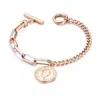 RETRO AVATAR REDOD TAG CHARM BANGALLES ELIZABETH JOENS DE JOONTES Titânio Aço Rosa Bracelete Feminino de Ouro para Mulheres Bangle