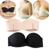 strapless naken bh