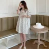 Prärie stil aprikos chic streetwear bomull florals prom femme lös mini klänning stilig sommar kort ärmar 210525