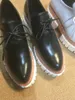 Ny 2021 Gratis frakt Sheepskin Leather Platform Summer Casual Shoes Round Toe 6.5cm klackar Lace Up Black Color Size 34-43 5652