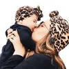 生まれた幼児の赤ちゃん女の子の男子ママターバン帽子弓の花の頭ラップヒョウインド帽子コットンキャップ親子スーツビーニー211023