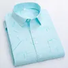 Summer Shirt Mężczyźni Krótki Rękaw Collar Collar Regular Fit Pocket Button Moda Plaid Drukuj Kolor 50% Bawełny Koszule Casual 210708