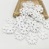 100 pezzi di fiocchi di neve in legno, decorazioni natalizie, cartoni animati, patatine bianche Y201020