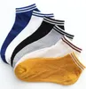 Chaussettes de bateau en Patchwork pour hommes, chaussettes de printemps en coton, tube intermédiaire, sport d'entraînement, maille haute creuse, respirantes, HW364, 2021