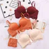 Nxy sexy set lingerie vrouwen verzameld sexy traceless verstelbare shell no stalen ring kleine borst verdikte kant bra pak 1129