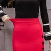 Plus storlek mode kvinnor arbete midi kjol ol sexig öppen slits knapp slim penna kjol elegant kontor damer kjolar röd svart 210730