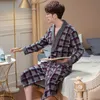 Herren-Nachtwäsche, Baumwoll-Robe für Herren, mit klassischem kariertem Nachthemd, Morgenmantel, luxuriöser Bademantel, Herbst-Winter, langer Herren-Badepyjama