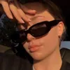 선글라스 여성 패션 작은 직사각형 태양 안경 숙녀 섹시한 장식 핑크 블랙 블루 안경 90S 야외 음영 UV400