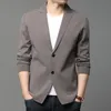 Abito da uomo Cappotto lavorato a maglia Giacca cardigan a righe moda casual Blazer solido coreano Capispalla Abbigliamento maschile Stile Casaco Masculino