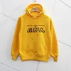 Gaaj написана и направлена ​​в quentin Tarantino Men Hoodie Yellow Woman Fashion Mean New Brand Hoodies Верхняя одежда Mens Hoody 201127