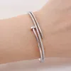 HONGHONG KVINNOR NAIL BRACELET Högkvalitativ zirkon personlighet klassisk mode temperament populära smycken Q0717