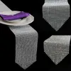 NIEUWE 12 * 275CM (4,6 "x 108") Diamond Table Runner Mesh Rhinestone Table Runner Bruiloft Decoraties Home Accessoires