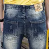 Włoski styl moda mężczyźni dżinsy retro ciemnoniebieski elastyczne rozdzierające denim spodnie hafty projektant hip hop bawełniane długie spodnie