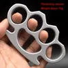 Förtjockad metallfinger tiger säkerhetsförsvar mässing knuckle duster självförsvar utrustning armband pocket edc verktyg5236244c