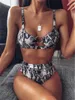 Femmes Léopard Sling Bikini Maillot De Bain Tendance De La Mode Rassembler Soutiens-Gorge Mémoires Split Maillots De Bain D'été Femme Sexy Dos Solide Couleurs Plage Bikini