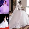 Vintage Ball Gown Dresses Scalloped V Neck With Chapel Train Lace Applique Custom Made African Plus Size Wedding Gowns Vestidos
