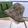 Bucket Hats Designer Bucket Hat luxe mode zonneklep klassieke tweeletterige strandmuts outdoor reispetten goed leuk