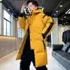 Mäns Down Jacket Varm Hooded Fashionable Coat Män Hooded Jackor Varm Lengten Parka Coat Hight Quality White Duck Down 211129