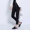 Stile di vendita Elegante Donna Tinta unita Nero Bianco Bottoni Slim Penci Pantaloni All-match Caviglia Capris 211124