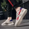 Classic Womens Mens Sport Trainers Running Skor Andas Mesh Red Black White Blue Green Platform Runners Sneakers Storlek 39-44 Kod: 04-207