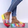 暑い夏のサンダルの女性のくさびの靴の靴の靴はハイヒールのフリップフロップチャウスFemmeプラットフォームSandalia Feminina New Y0721