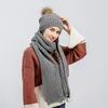 damska beanie hat and scarf set