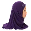 Vêtements ethniques Belle petite fille Amira Hijab Écharpe avec strass Fit 2-7 ans Enfants musulmans Tirez sur des châles islamiques Foulard 50cm