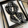 20style 70-70cm Designer Lettere Stampa floreale Sciarpa di seta Fascia per le donne Moda Manico lungo Borsa Sciarpe Parigi Spalla Tote Bagagli