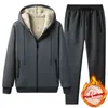 Mężczyźni Dres Winter 2 Sztuka Zestaw Futrzane Pragniony Grube Ciepłe Dres Mężczyźni Jogging Garnitur Fleece Lined Men Sports Nosić Ubrania G1209