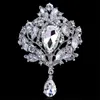 Pins, broscher Alloy Metal Crystal Brosch Exquisite för kvinna glas Crown Fibula Lady Delikat Färgglada Bländande tillbehör G411