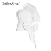 TWOTWINSTYLE Camicetta asimmetrica con volant per le donne Colletto obliquo Mezza manica Bowknot Camicia elegante Abbigliamento moda femminile 210517