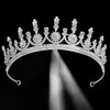 Lujo Color plata Flor de cristal Tiaras nupciales Cubic Zircon Crown Accesorios para el cabello de la boda Rhinestone Pageant Diadema Diadema Clips Barr