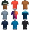 Set da corsa 2022 Pro Team Summer Men Abbigliamento da ciclismo Jersey Set Abbigliamento Bicicletta Bike Traspirante Quick Dry Riflettente Camicia a maniche corte