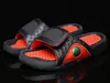 KVALITET HÖG JUMPMAN 13 11 HYDRO SLIPPERS Kvinnor Män 13S Chicago Gym Red Black Slides tofflor Summer Beach Casual Fashion Sandals 6144143