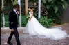 Księżniczka African African Suknie ślubne Off ramion przycisły przycisk Court Train Koronkowe aplikacje ogrodowe suknie ślubne Vestidos Novia szaty de Mariee ppliques