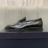 Mężczyźni Potrójny Czarny Szczotkowane Skórzane Mokasyny Sukienka Buty Czerwony Dolny Oxfords Oblubienica Łódź Sneakers Męskie Biznes Wedding Party Casual Płaski Podeszwy Sneaker EUR40-44