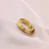 Designer för kvinna Ring Zirconia Engagement Titanium stål Kärlek Bröllop Ringar Silver Rose Gold Mode Smycken Gåvor Kvinnor Män Tillbehör